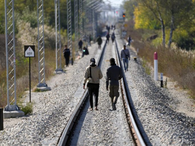 13.700 Migranten kamen 2023 über die Balkan-Route nach Italien. 13.700 Migranten kamen 2023 über die Balkan-Route nach Italien.