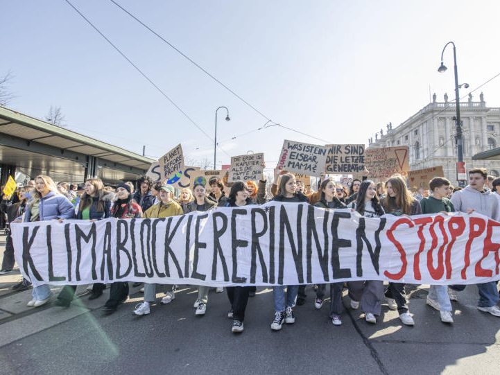 Am Freitag werden zu den weltweiten Klima-Protesten Millionen Demonstranten erwartet.