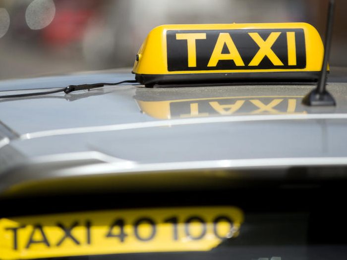 Am Mittwoch ging in Wien der erste E-Taxi-Standplatz in Betrieb.