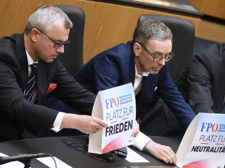 Norbert Hofer (FPÖ) verteidigt das Vorgehen von FPÖ-Chef Herbert Kickl. Norbert Hofer (FPÖ) verteidigt das Vorgehen von FPÖ-Chef Herbert Kickl.