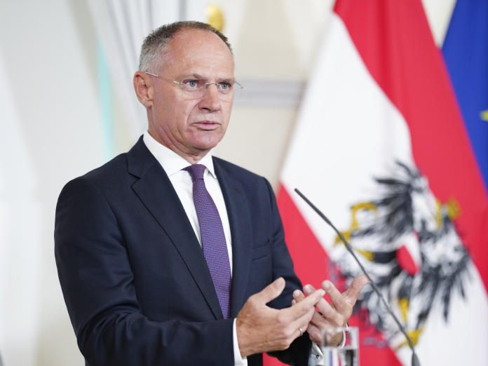 In Österreich wurden im 1. Halbjahr 2023 um 20 Prozent mehr rechtsextreme Straftaten verzeichnet. In Österreich wurden im 1. Halbjahr 2023 um 20 Prozent mehr rechtsextreme Straftaten verzeichnet.