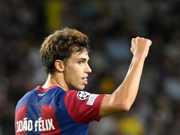 Barcelona startet mit Kantersieg