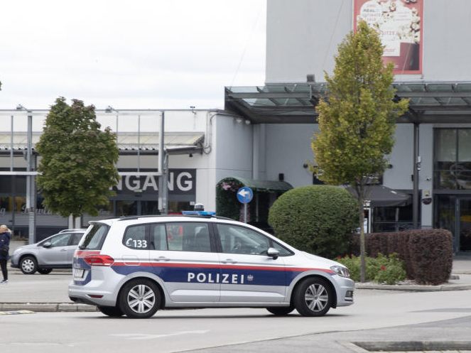 Nach den tödlichen Schüssen in Wiener Neustadt gibt es noch keinen Termin für die Auslieferung. Nach den tödlichen Schüssen in Wiener Neustadt gibt es noch keinen Termin für die Auslieferung.