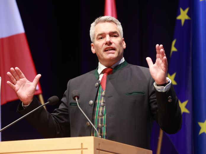 Bundeskanlzer Karl Nehammer (ÖVP) präsentiert die Herbstkampagne der ÖVP am Dienstag. Bundeskanlzer Karl Nehammer (ÖVP) präsentiert die Herbstkampagne der ÖVP am Dienstag.