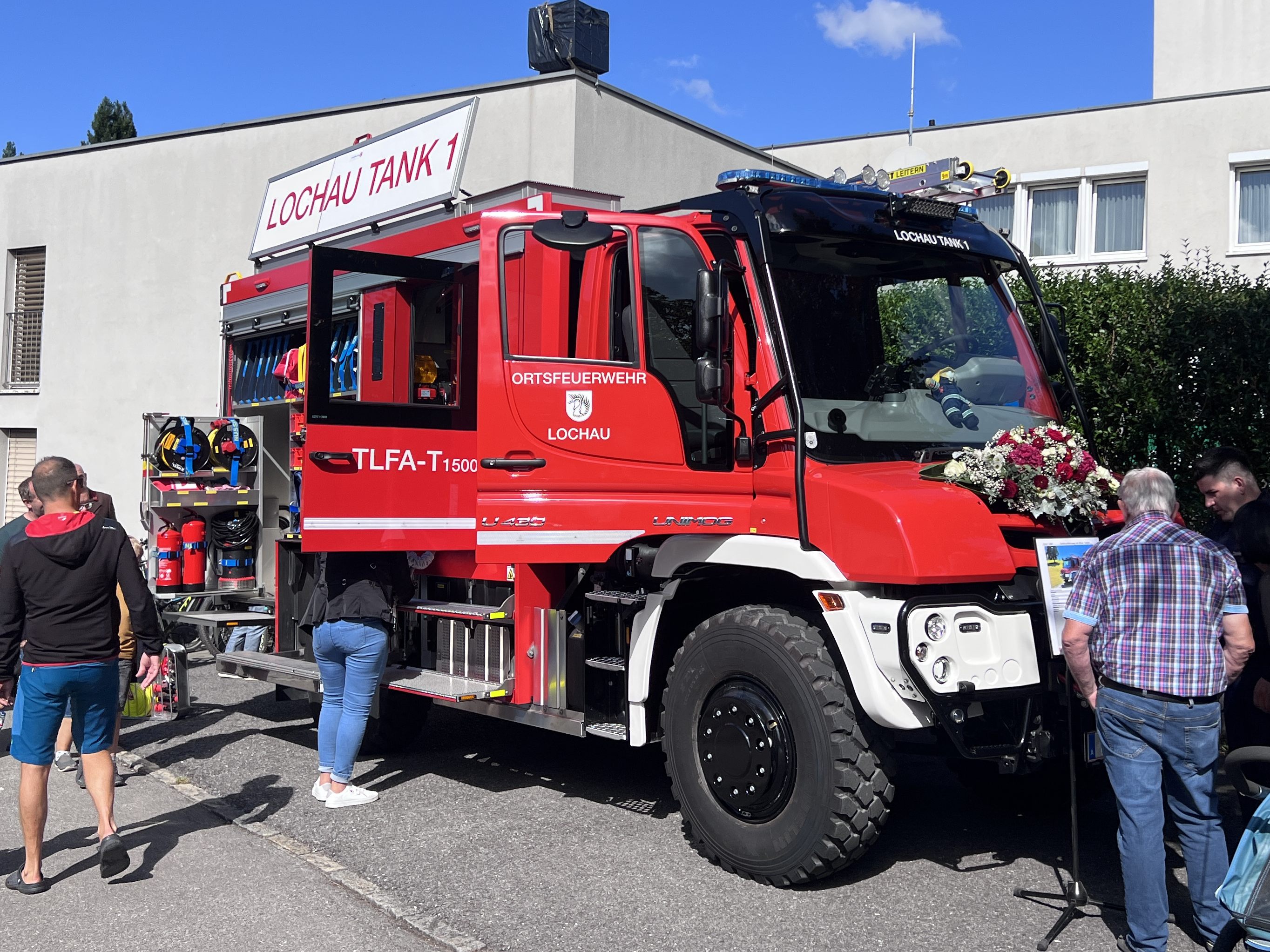 Das nagelneue Tanklöschfahrzeug der Feuerwehr Lochau. Das nagelneue Tanklöschfahrzeug der Feuerwehr Lochau.