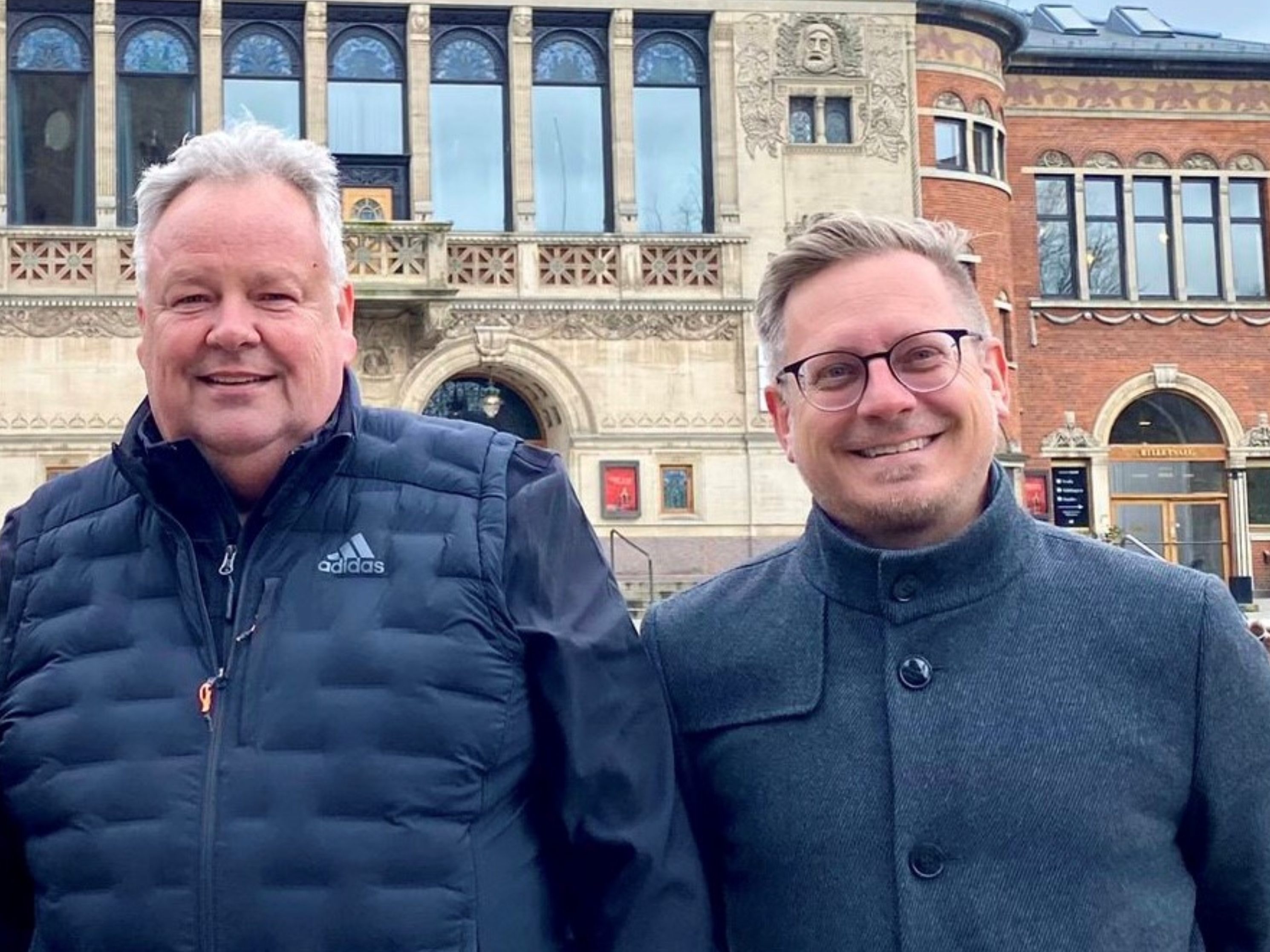 Karl Wutschitz übergibt sein Amt als Bürgermeister an Michael Schnetzer Karl Wutschitz übergibt sein Amt als Bürgermeister an Michael Schnetzer