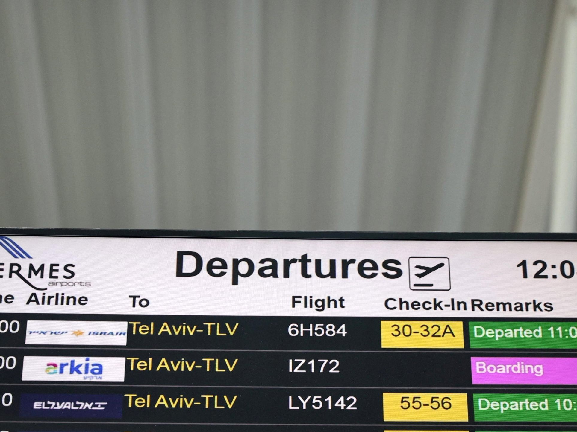 Wegen der Gewalteskalation strichen Fluggesellschaften in aller Welt - so auch die AUA - am Wochenende Dutzende Flüge nach Israel.