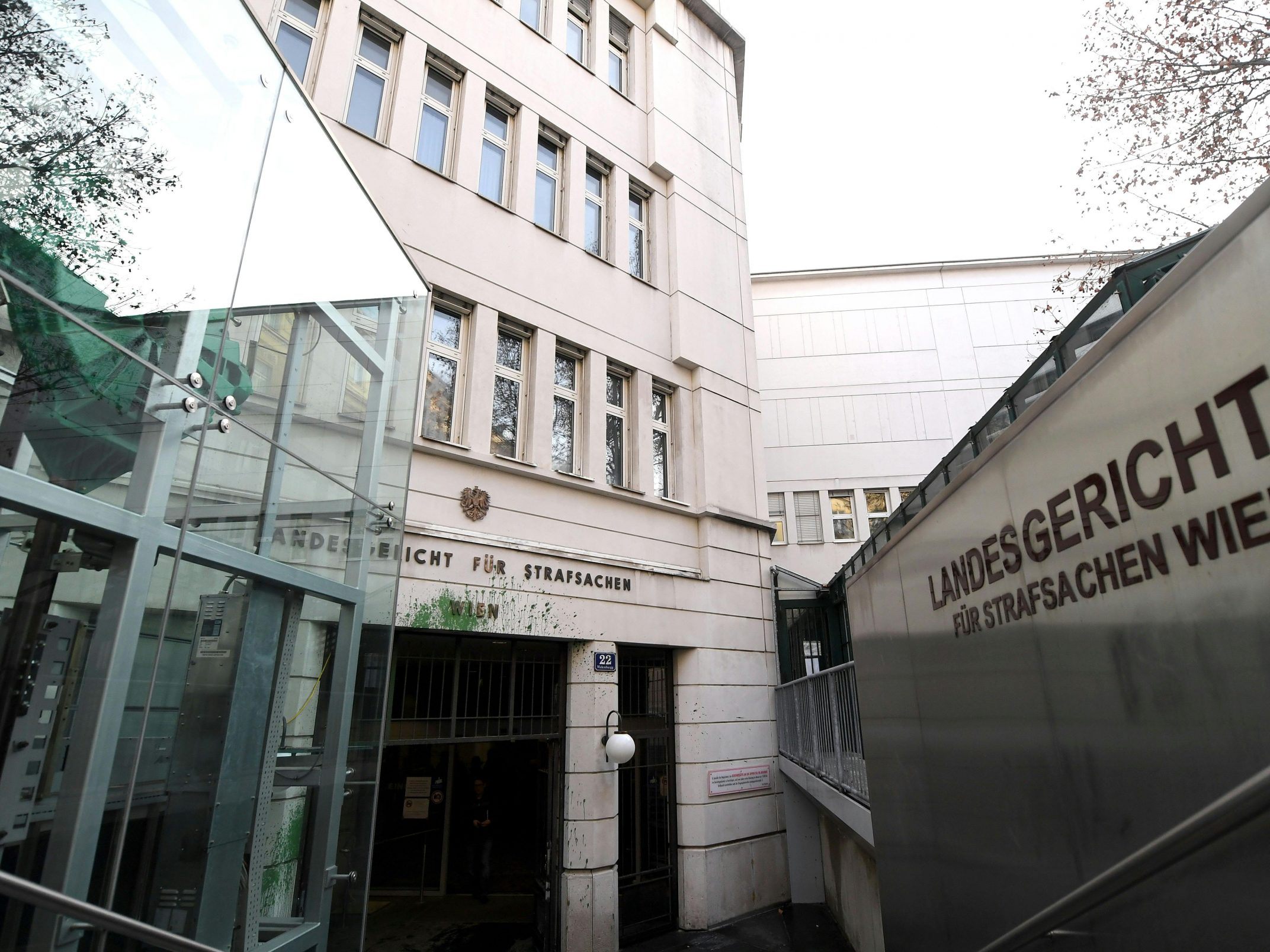 Die Verhandlung wurde vertagt. Die Verhandlung wurde vertagt.
