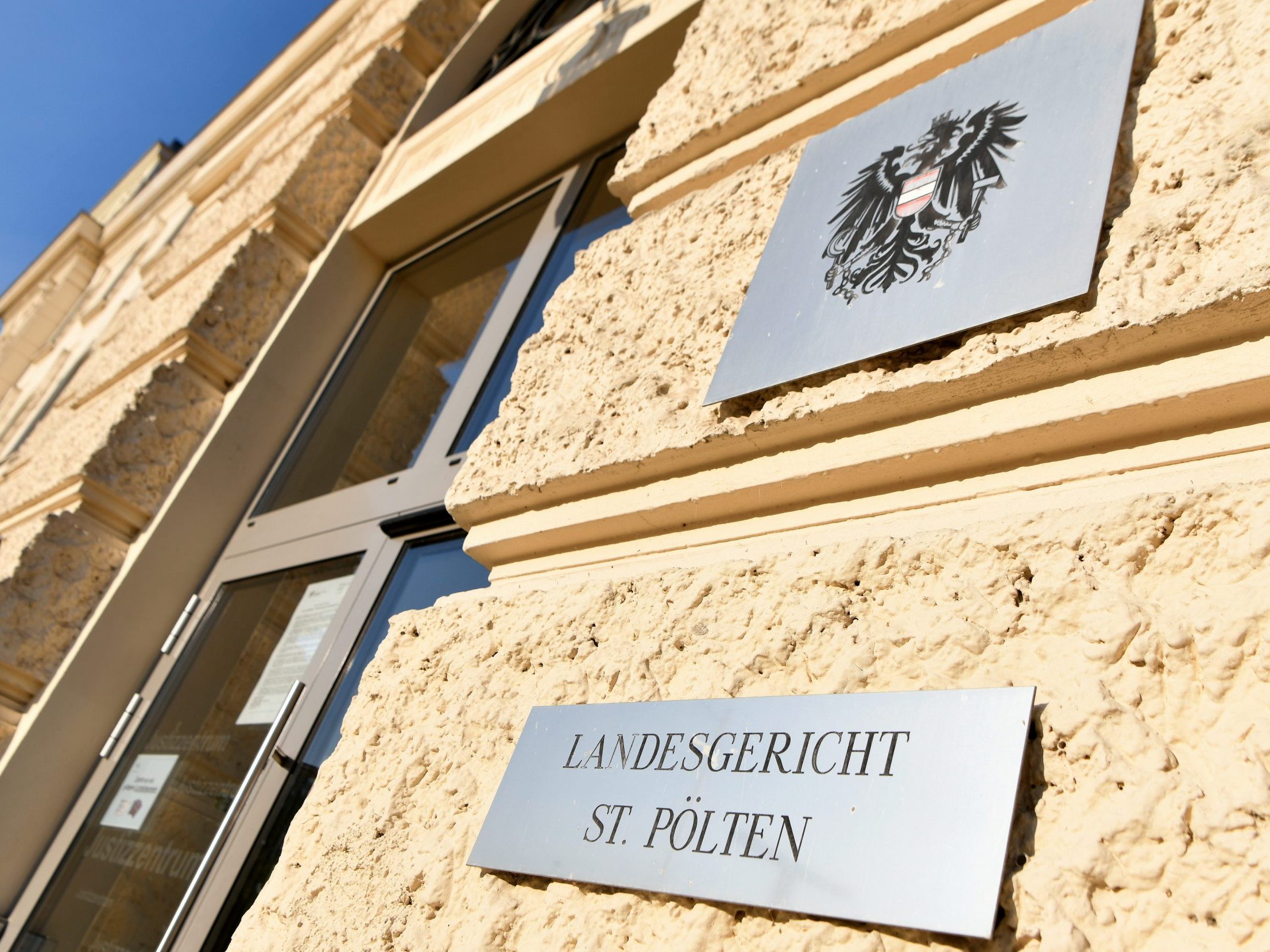 Ein 24-Stunden-Pfleger stand in St. Pölten vor Gericht.