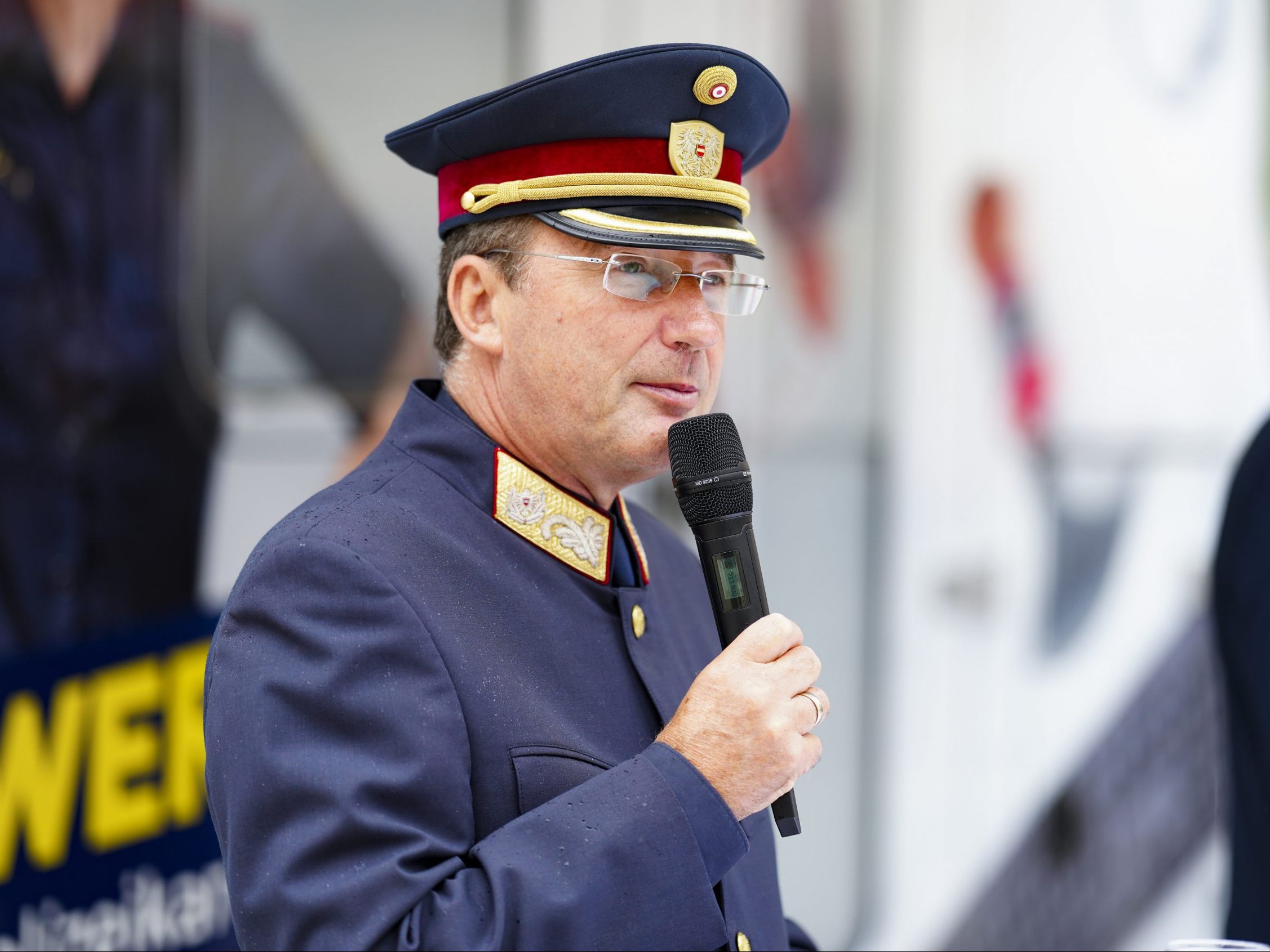 Für Polizeipräsident Pürstl ist der Schritt "zulässig und geboten". Für Polizeipräsident Pürstl ist der Schritt "zulässig und geboten".