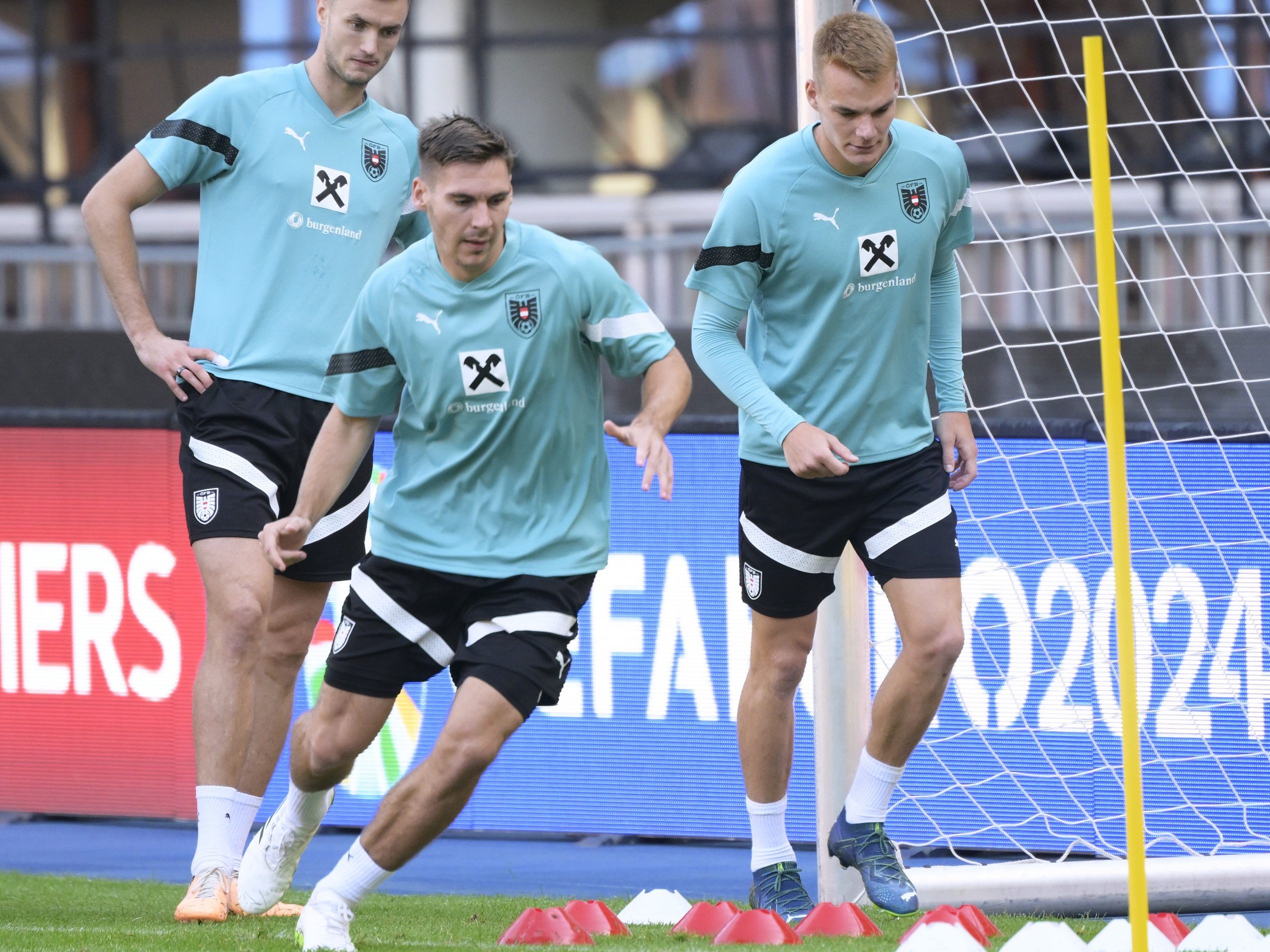 Das ÖFB-Team greift im "Endspiel" gegen Belgien nach dem EM-Ticket.