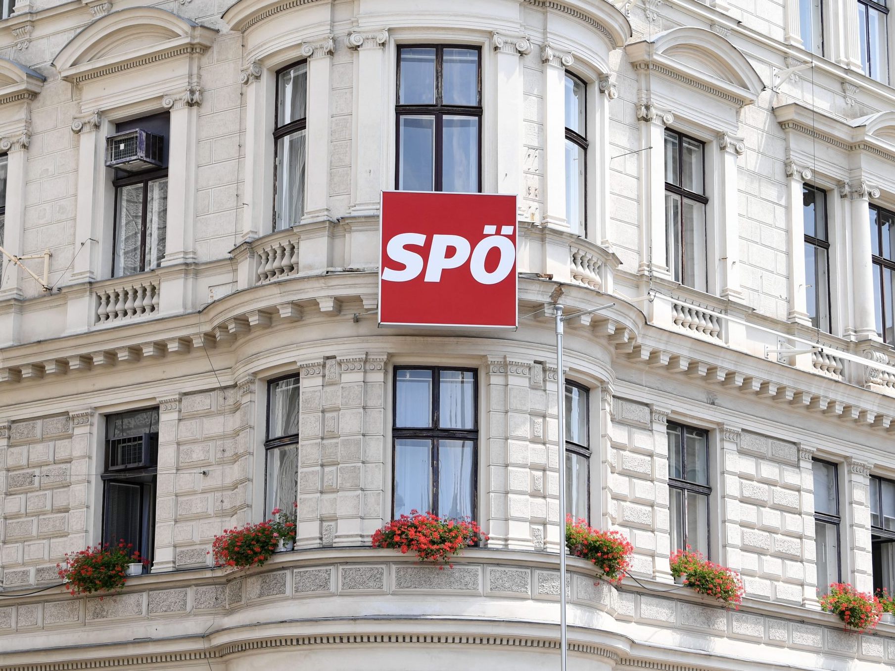 Die SPÖ steht vor einer Einigung zu neuem Statut. Die SPÖ steht vor einer Einigung zu neuem Statut.