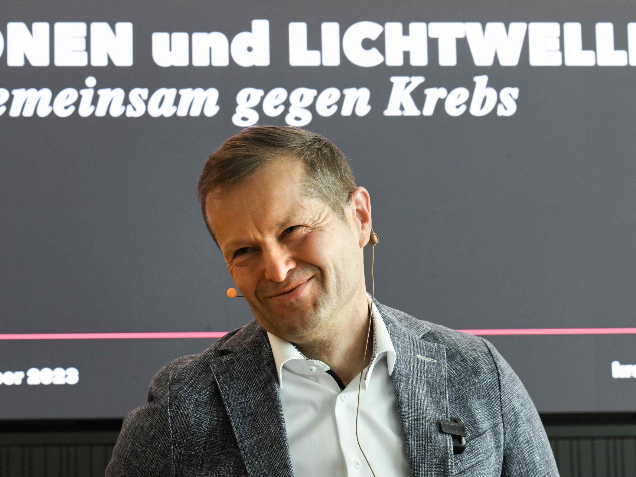 Reaktionen auf die Nobelpreis-Verleihung an Krausz.