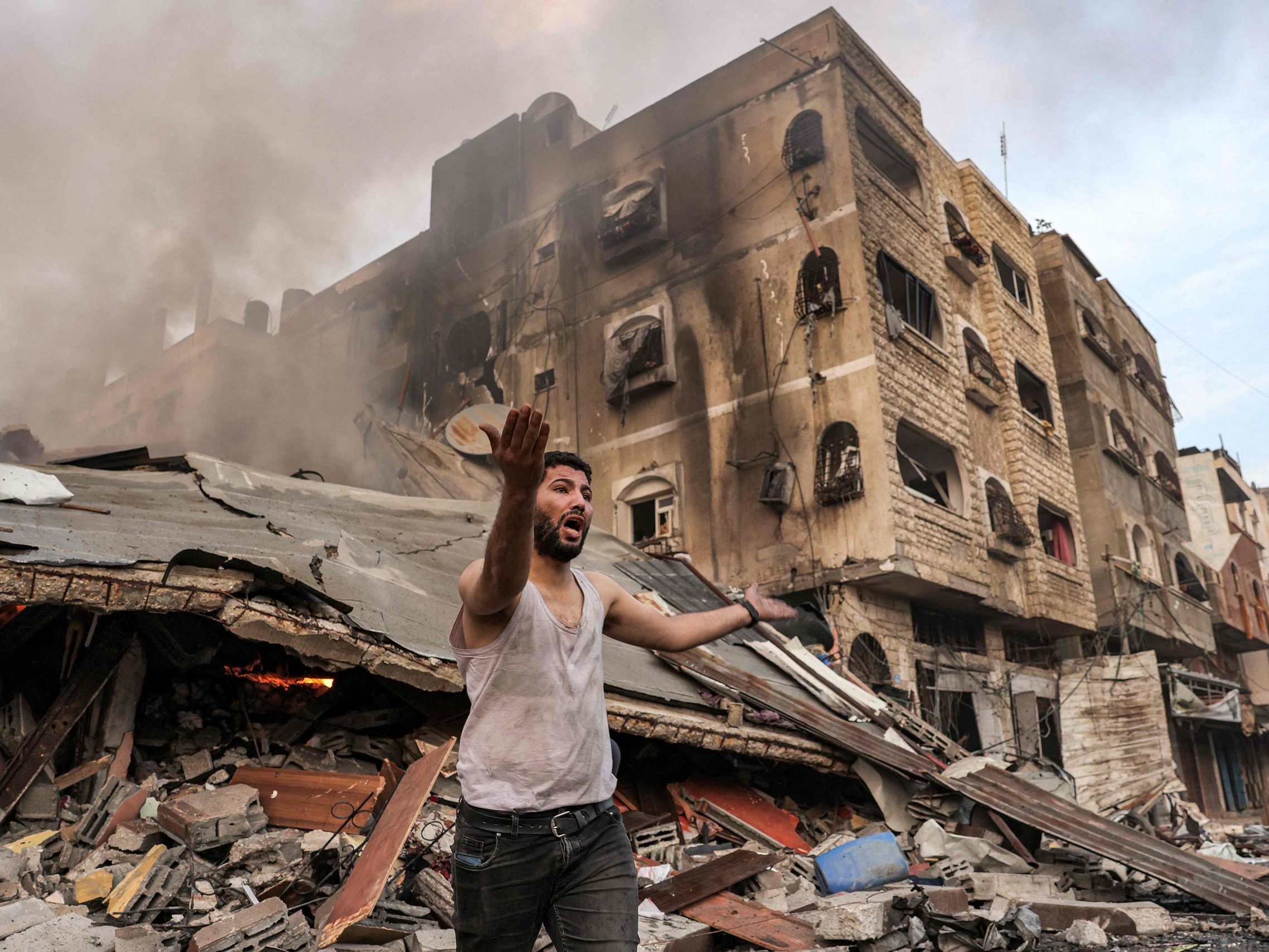 Auch der Libanon und Syrien greifen Israel an. Auch der Libanon und Syrien greifen Israel an.