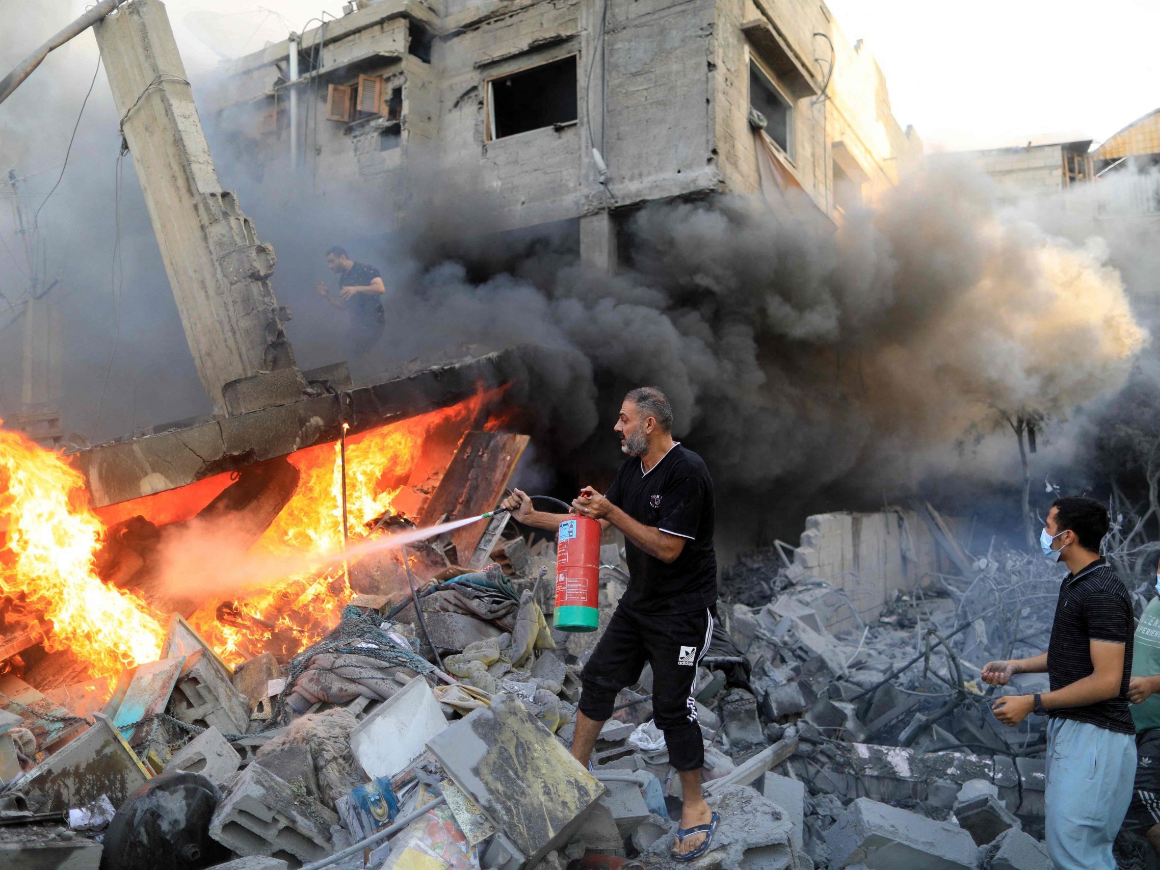Unruhen in Israel und Gaza gehen weiter.