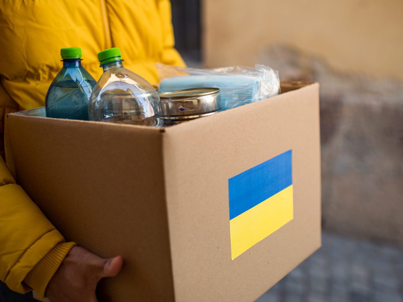 Förderung nach mehr Auslandshilfe und Ukraine-Unterstützung. Förderung nach mehr Auslandshilfe und Ukraine-Unterstützung.
