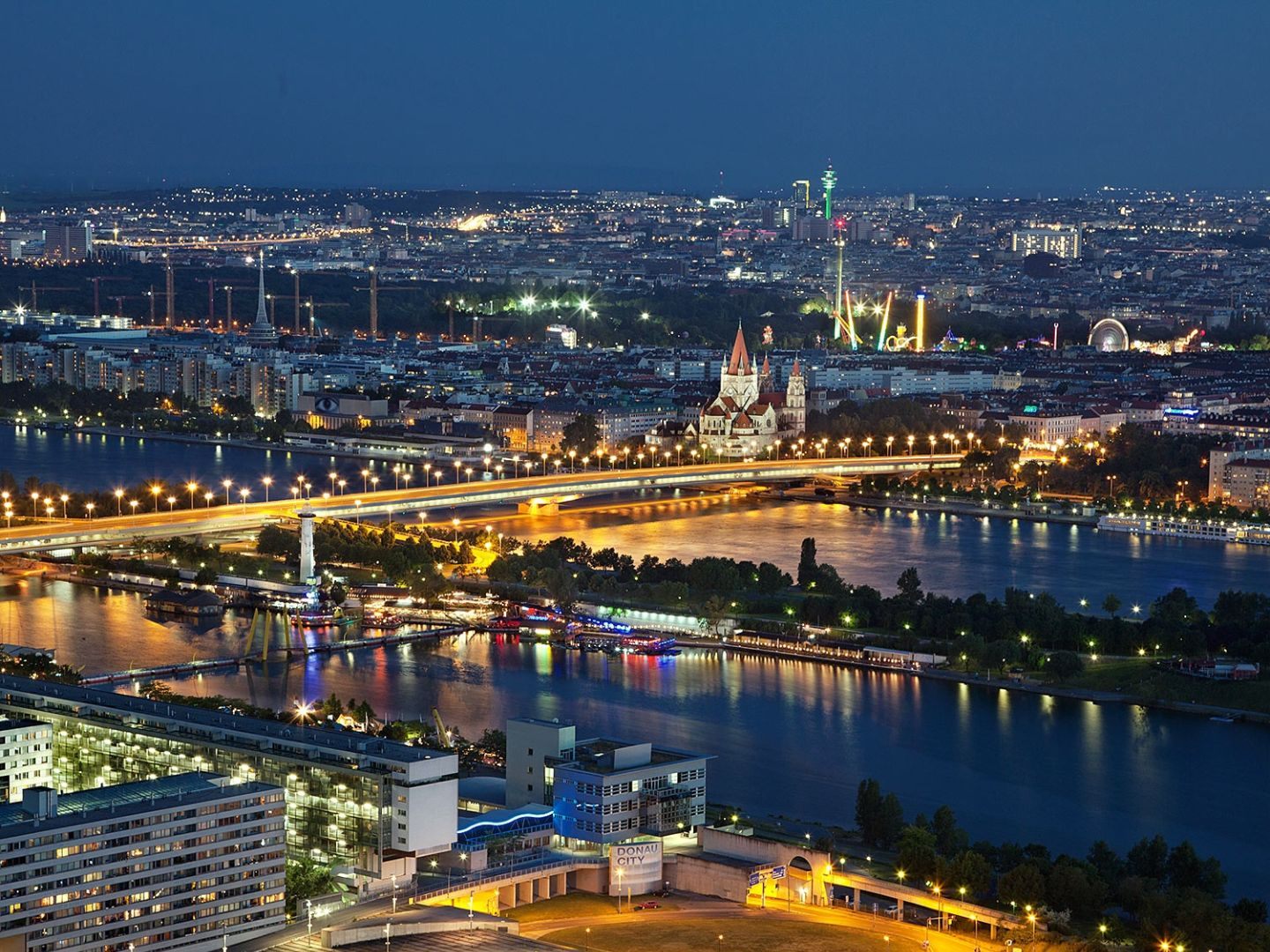 Die LED-Umrüstung macht den Nachthimmel über Wien wieder sichtbarer.