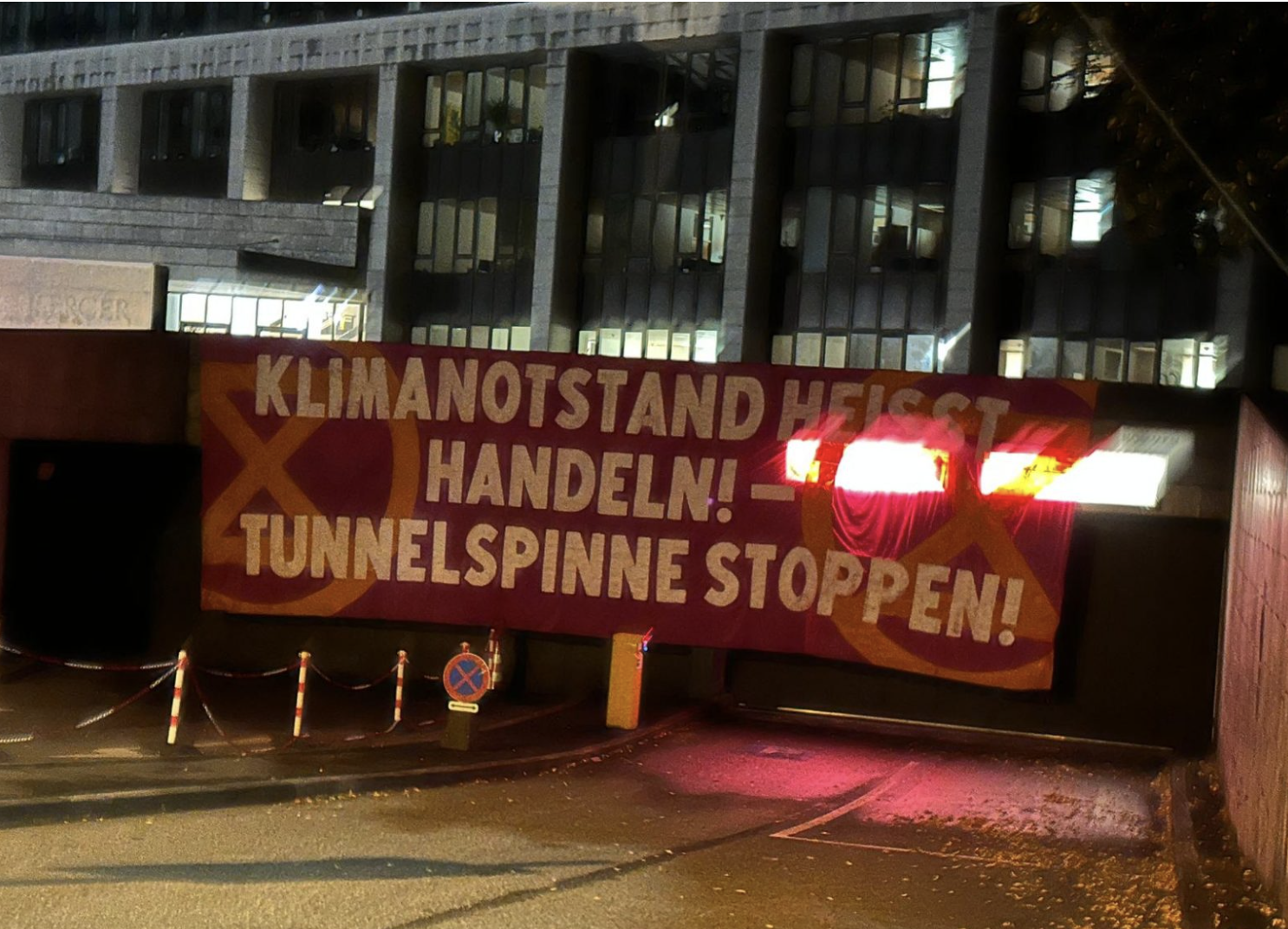Schon am frühen Morgen wurde der Protest vorbereitet.