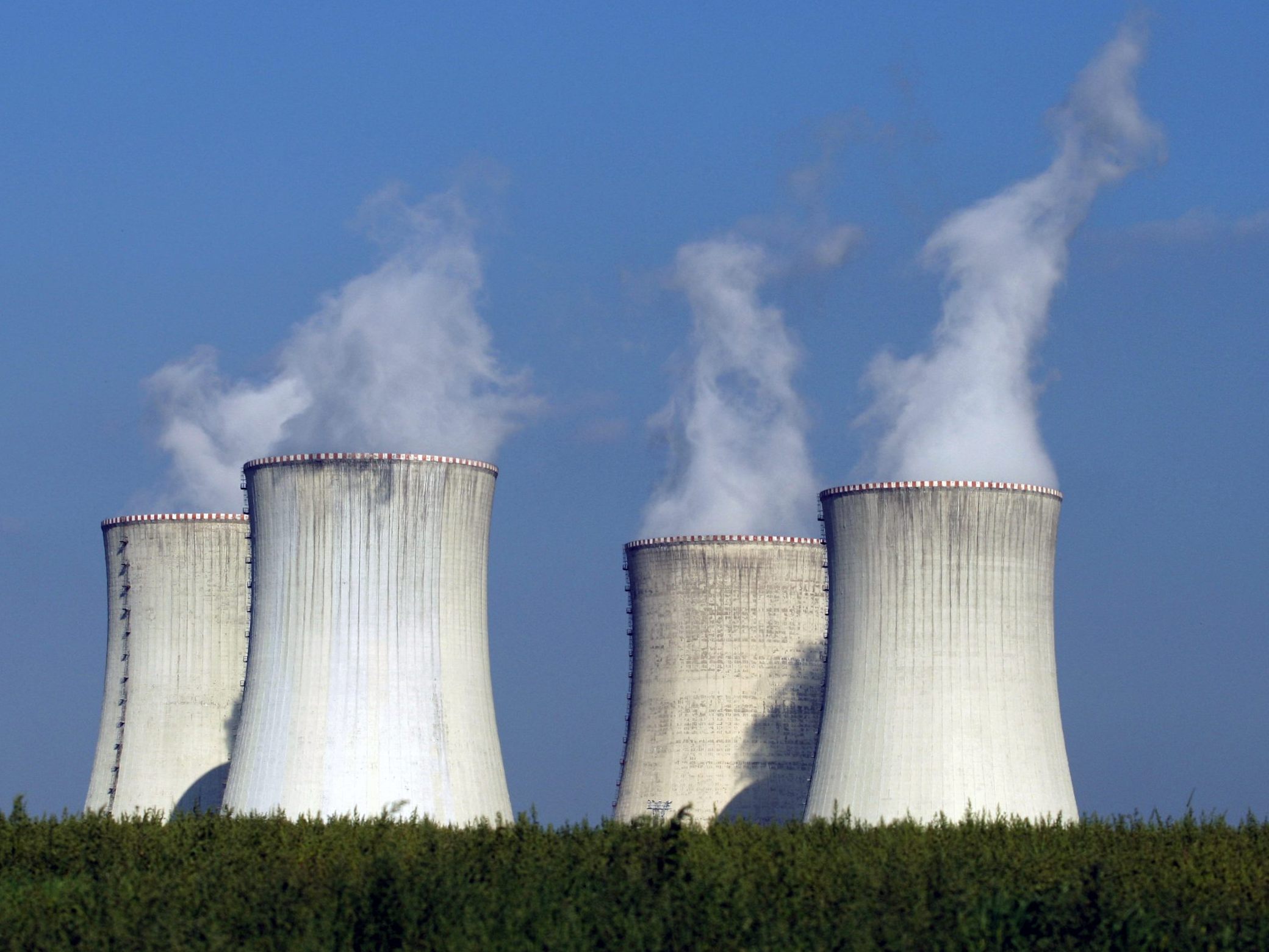 Es gibt drei Bewerber für den milliardenschweren AKW-Ausbau in Tschechien. Es gibt drei Bewerber für den milliardenschweren AKW-Ausbau in Tschechien.