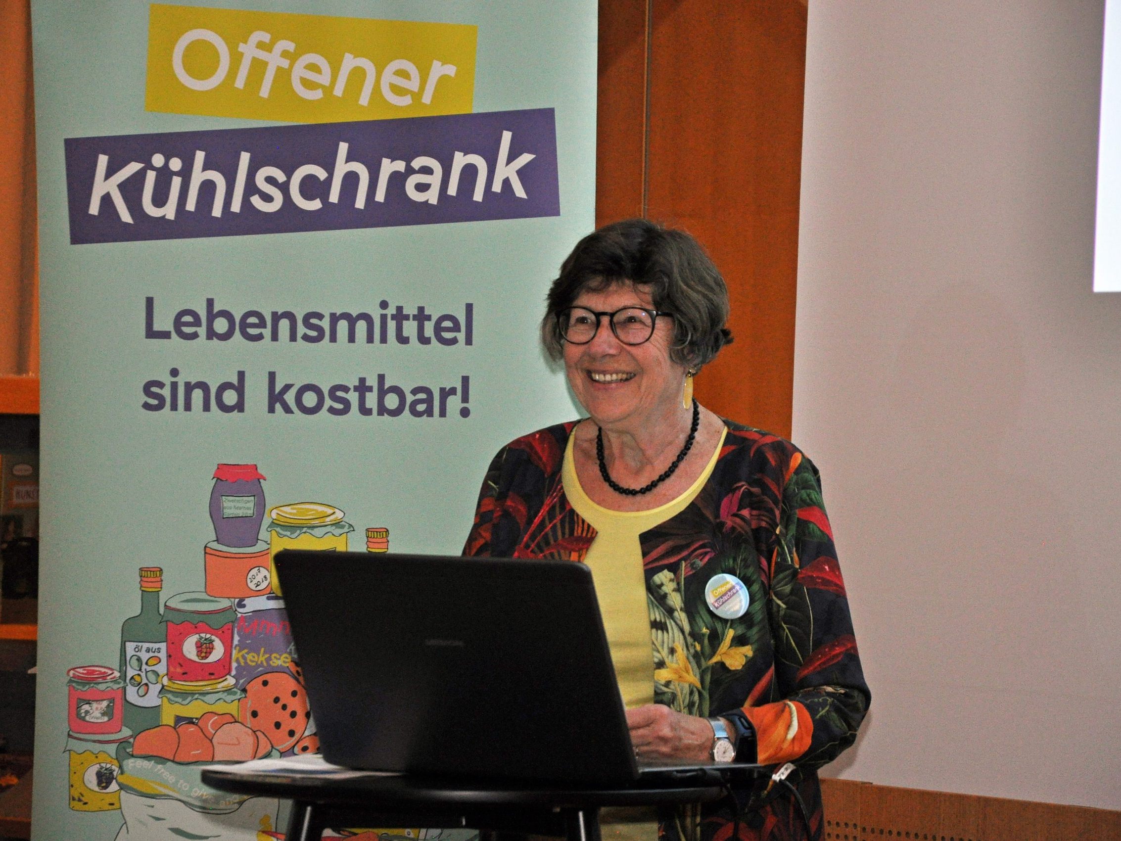 Die Initiatorin Ingrid Benedikt freut sich über den Erfolg der Offenen Kühlschränke in Vorarlberg. Die Initiatorin Ingrid Benedikt freut sich über den Erfolg der Offenen Kühlschränke in Vorarlberg.