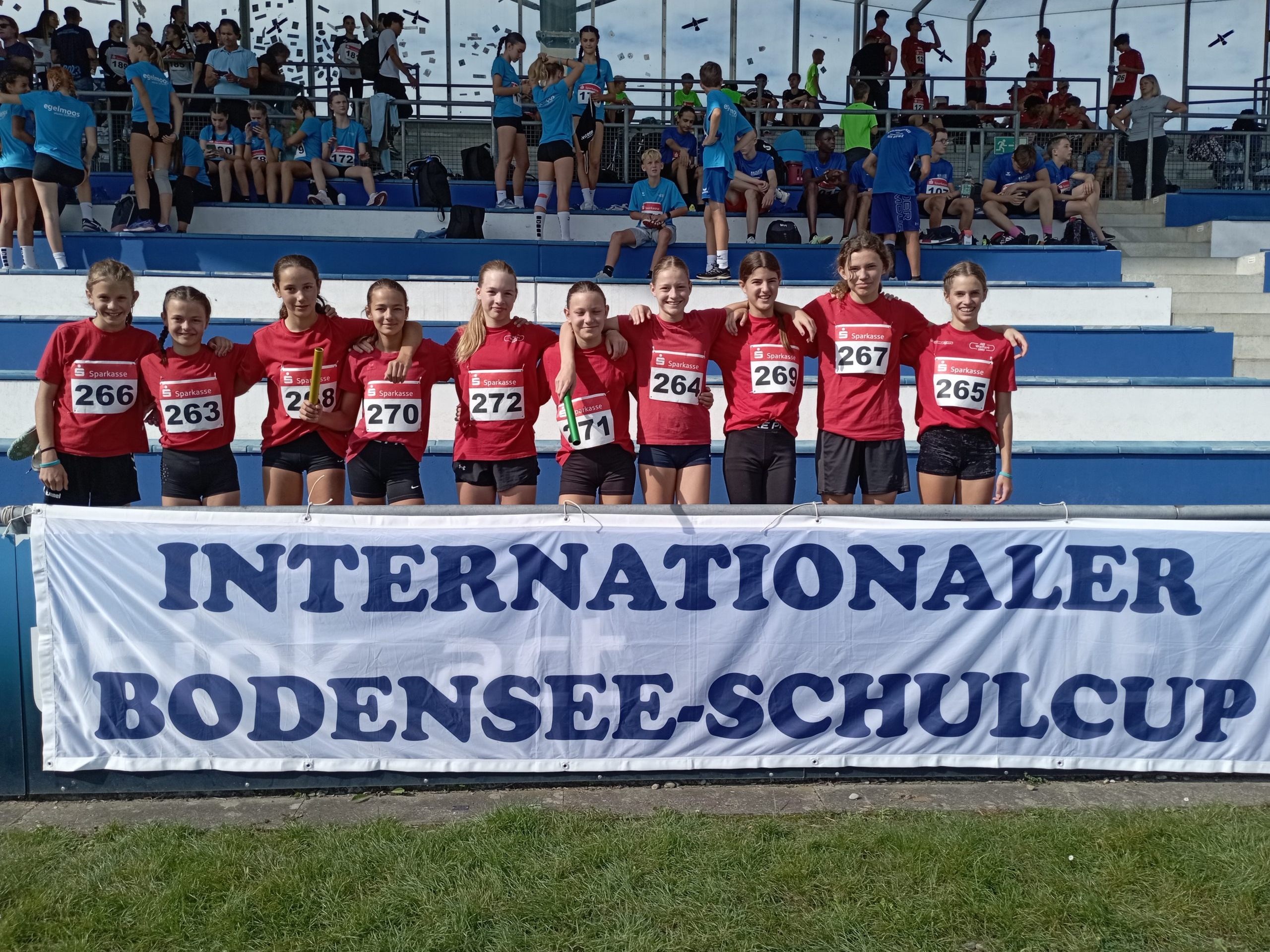 Gratulation an die Mädchen der 3a und 4a Klasse.