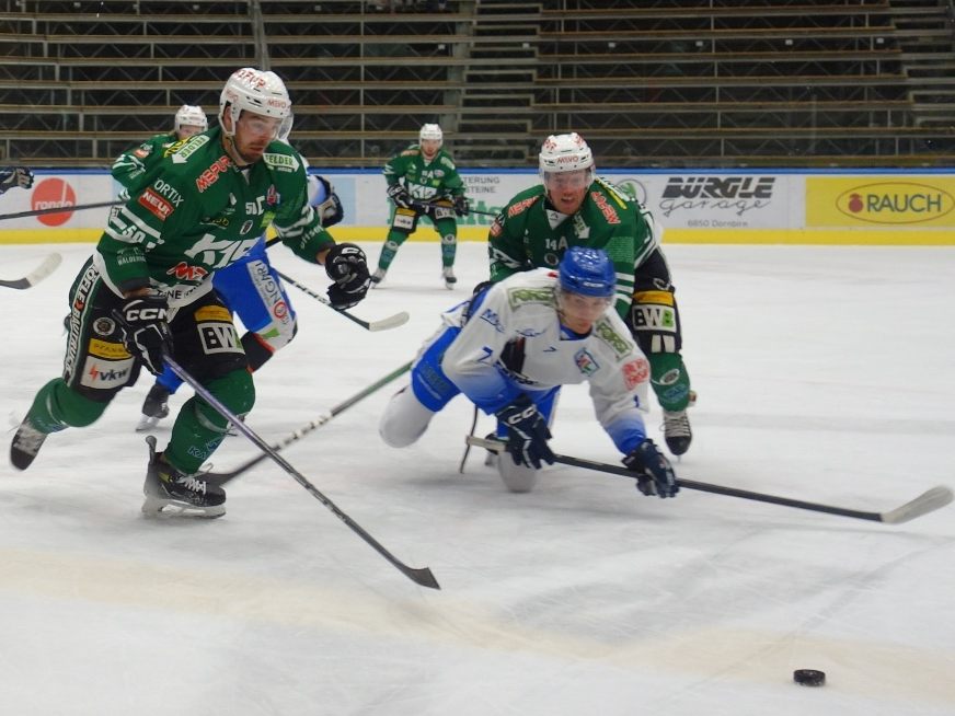Richard Schlögl und seine Teamkollegen peilen gegen Kitzbühel den nächsten Heimsieg an. Richard Schlögl und seine Teamkollegen peilen gegen Kitzbühel den nächsten Heimsieg an.
