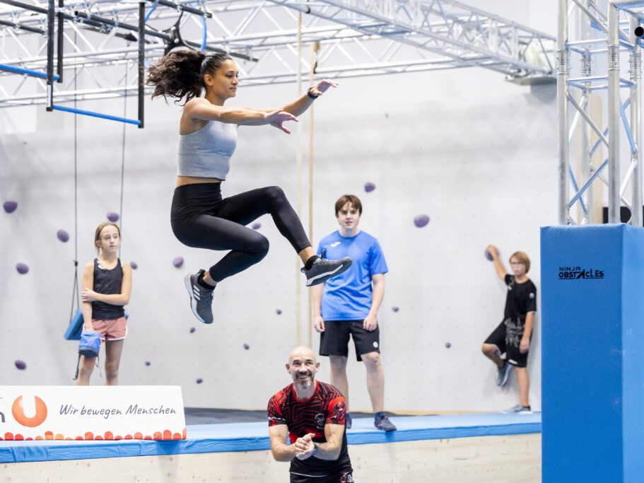Weltweit bekannt geworden durch die TV-Show "Ninja Warrior", hat sich um die junge Sportart Ninja auch in Österreich eine große Community gebildet. Weltweit bekannt geworden durch die TV-Show "Ninja Warrior", hat sich um die junge Sportart Ninja auch in Österreich eine große Community gebildet.