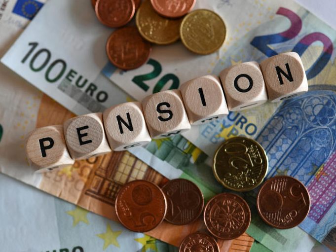 Die Pensions-Erhöhung und die Erweiterung der Schutzklausel passierten den Sozialausschuss. Die Pensions-Erhöhung und die Erweiterung der Schutzklausel passierten den Sozialausschuss.
