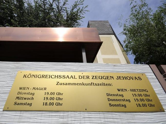 Verbesserungen bei der Gedenkkultur im Bezug auf das Schicksal der Zeugen Jehovas würde Vorstand Johann Zimmermann begrüßen.