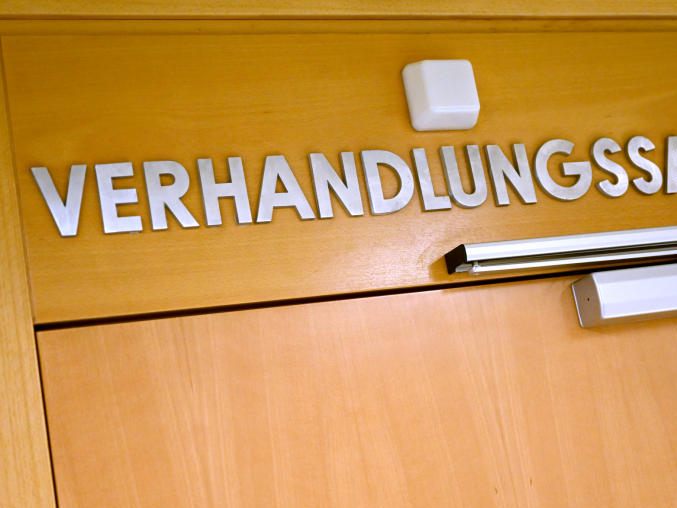 Ein Gericht gab einer Wiener Musikerin im Rechtsstreit gegen ihren Produzenten Recht.