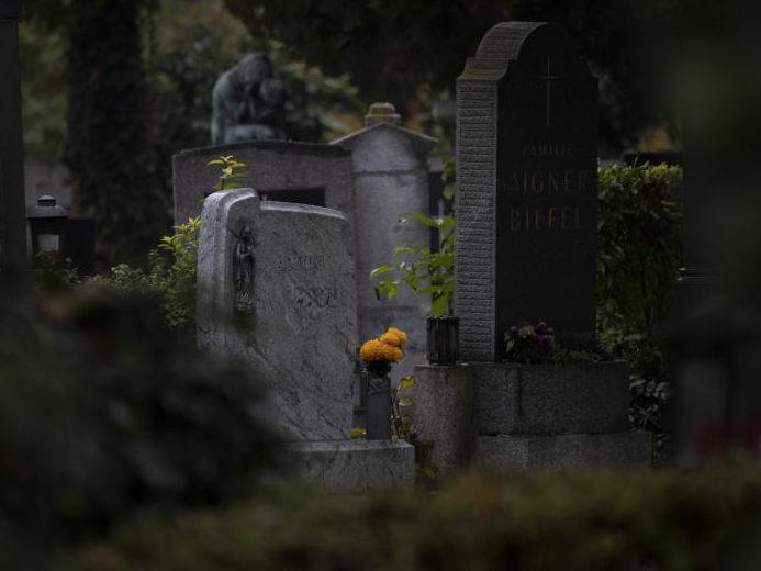 Das wird zu Allerheiligen und Allerseelen gefeiert.