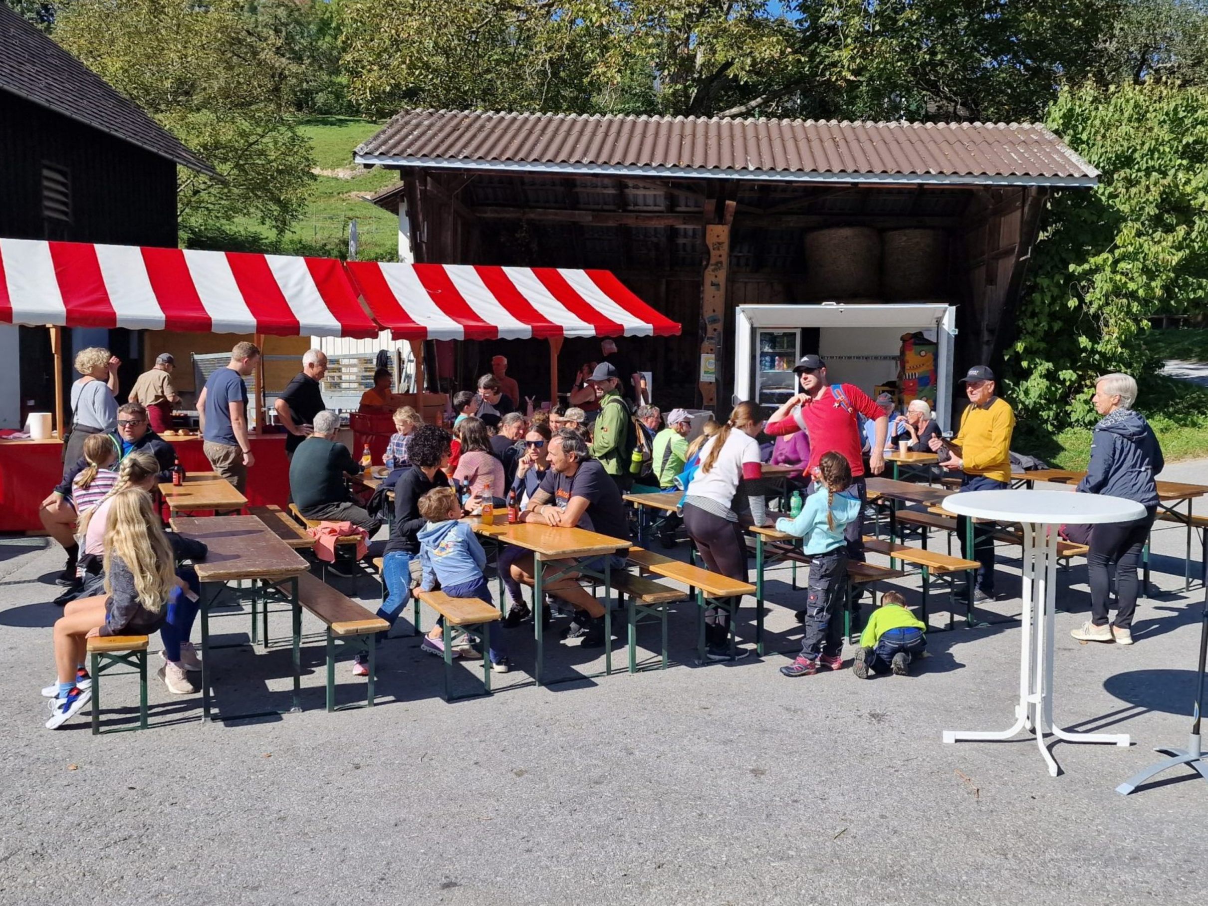 In St. Arbogast wurde der revitalisierte Fitnessparcours feierlich eröffnet.