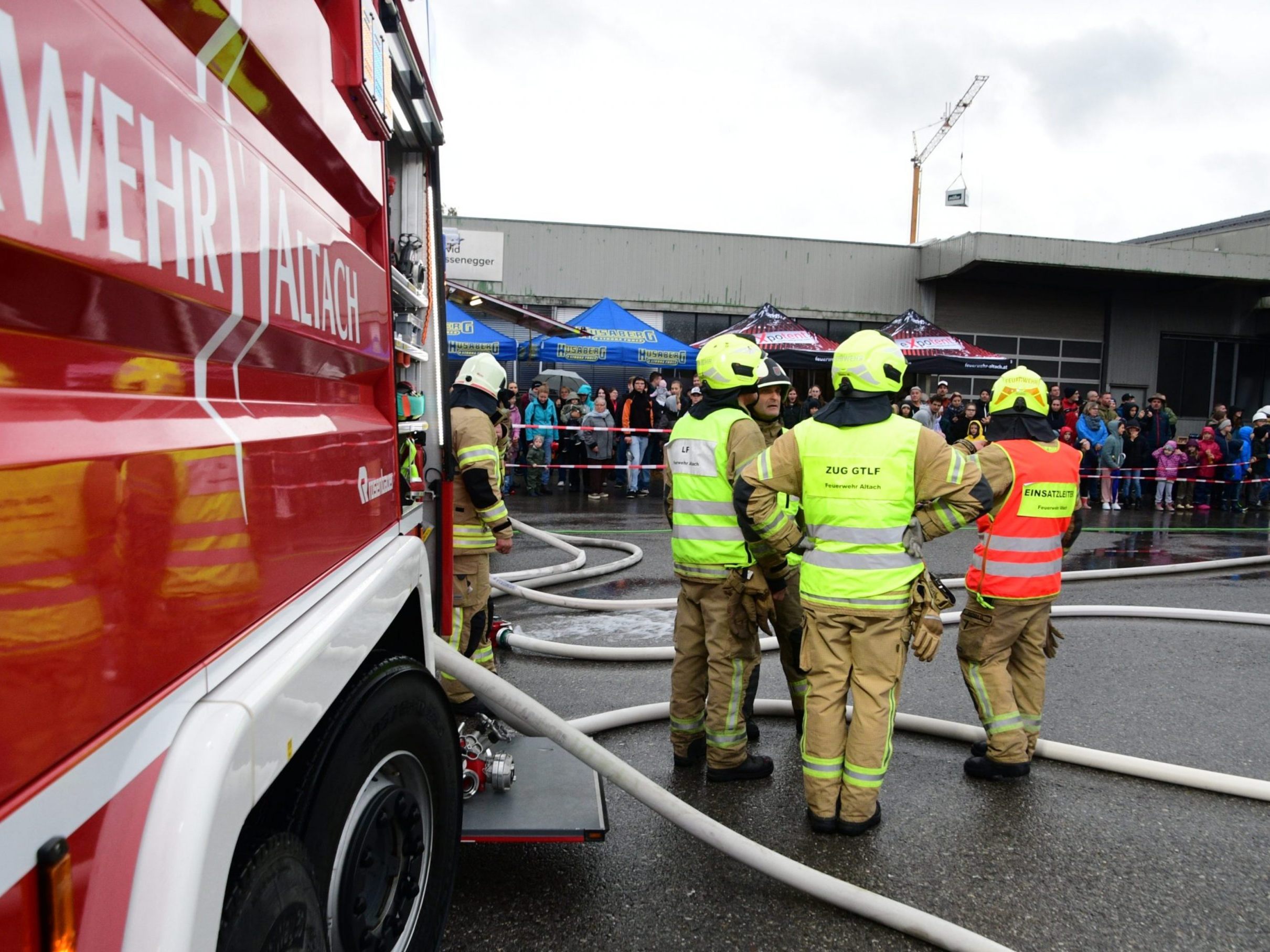 Die Altacher Feuerwehr bewies bei der Herbstabschlussübung ihr Können.