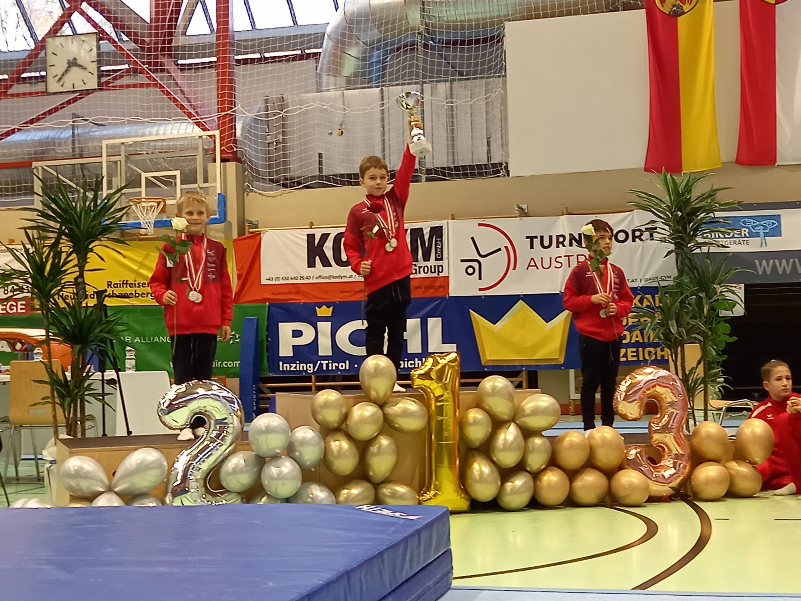 Florian Endres durfte sich über den Sieg bei den Burschen U9 freuen. Florian Endres durfte sich über den Sieg bei den Burschen U9 freuen.
