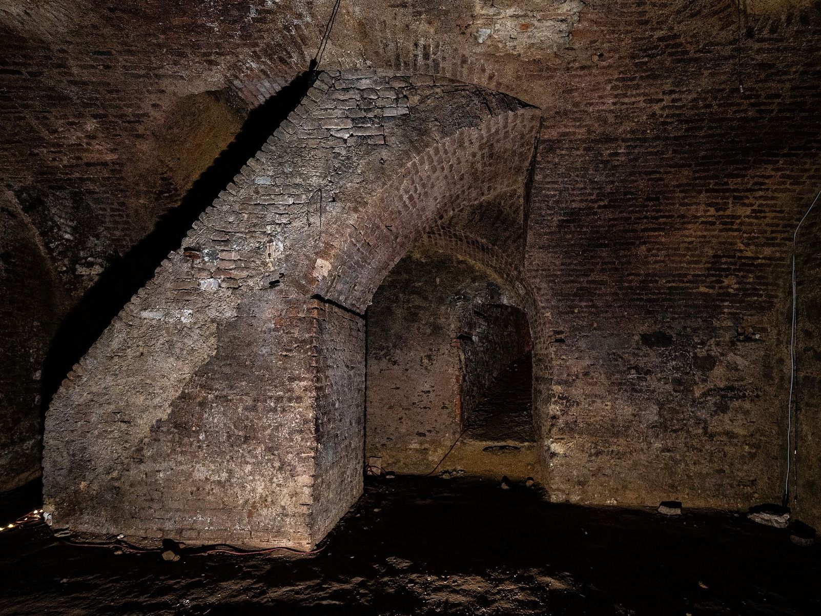 In einer neuen Ausstellung zeigt Fotograf Lukas Arnold die "Geheimnisvollen Wiener Unterwelten".