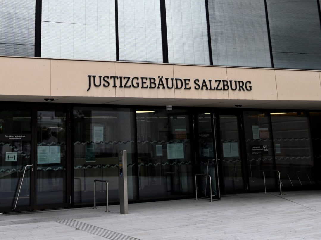 In Salzburg wurde ein Ex-Gemeindebediensteter wegen Untreue und Amtsmissbrauchs verurteilt. In Salzburg wurde ein Ex-Gemeindebediensteter wegen Untreue und Amtsmissbrauchs verurteilt.