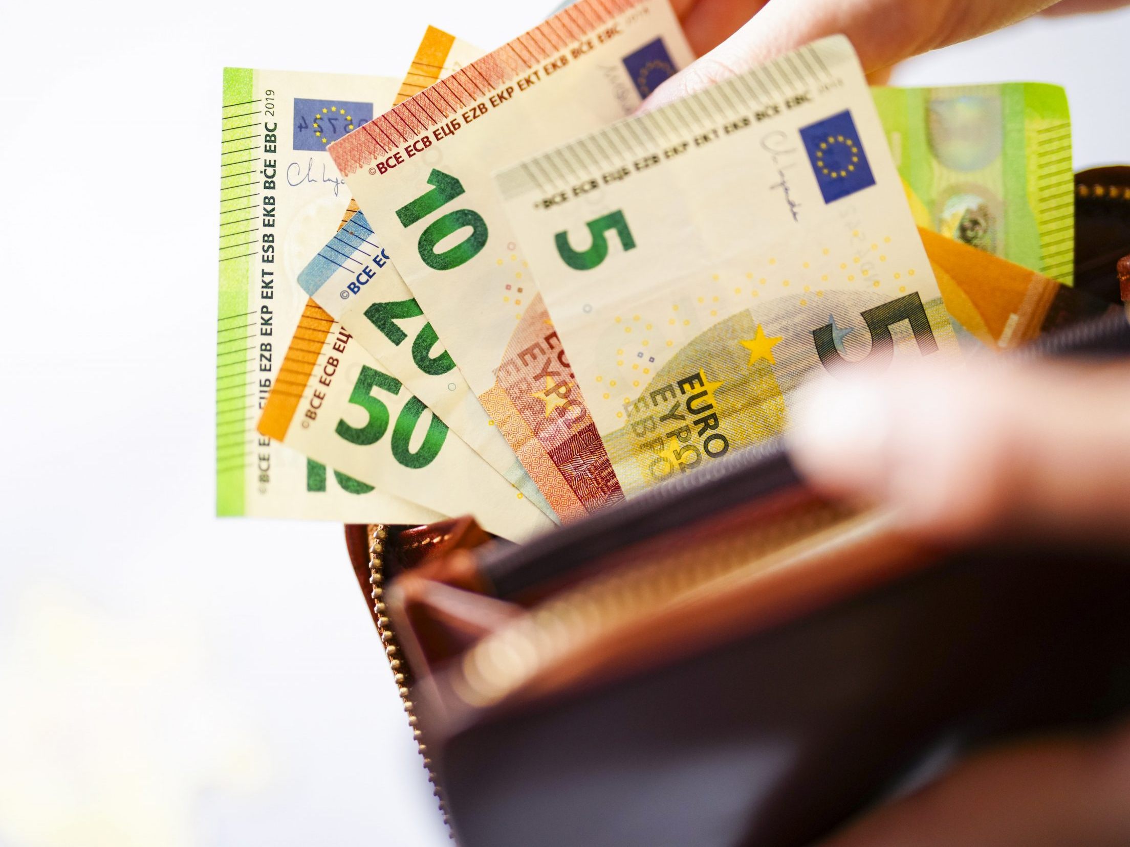 Direkt betroffen von den Gehaltsverhandlungen sind 227.799 Personen.