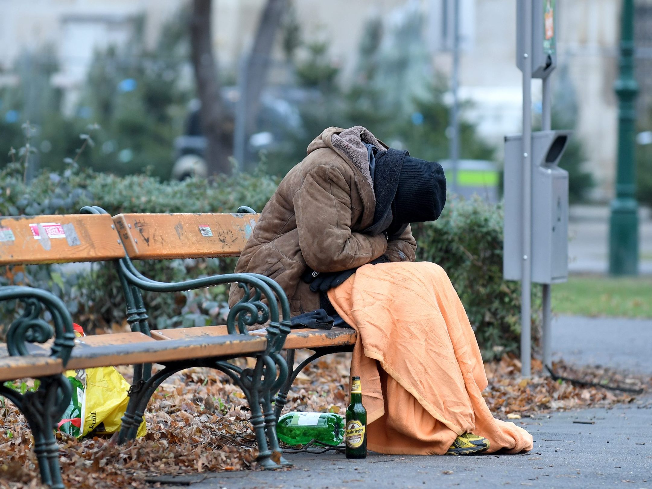 Bis zu 300.000 Menschen sind in ihrem Leben von Obdachlosigkeit betroffen. Bis zu 300.000 Menschen sind in ihrem Leben von Obdachlosigkeit betroffen.