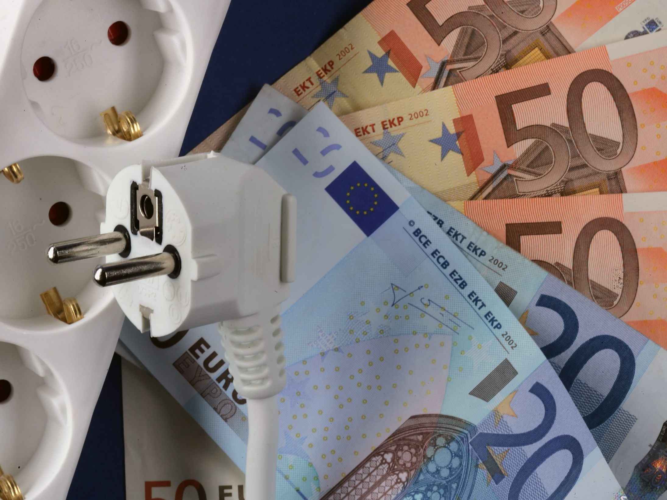 Strom- und Gasanbieterwechsel sind in den ersten 9 Monaten kräftig gestiegen.