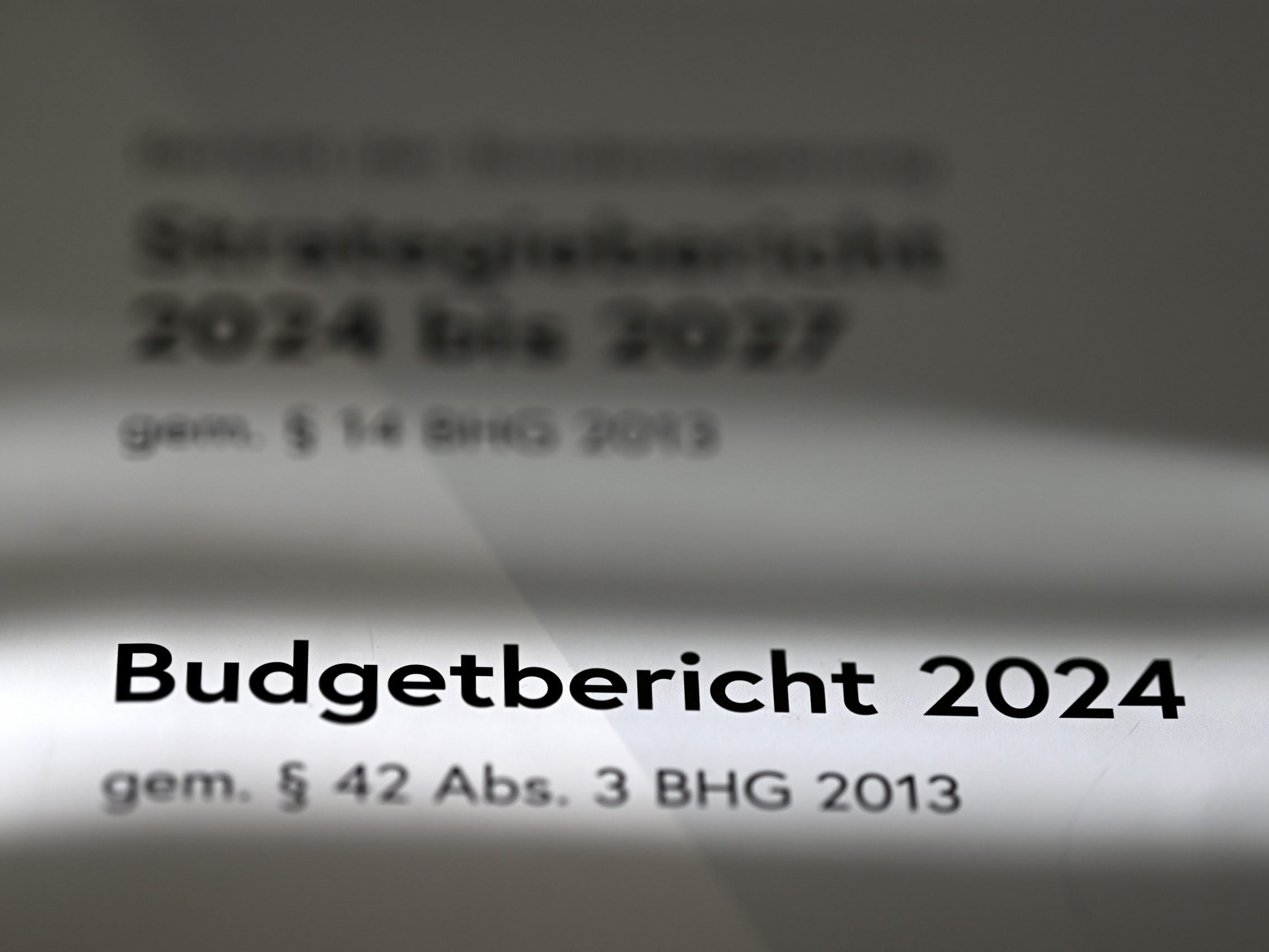 Grünes Licht für das Budget 2024. Grünes Licht für das Budget 2024.