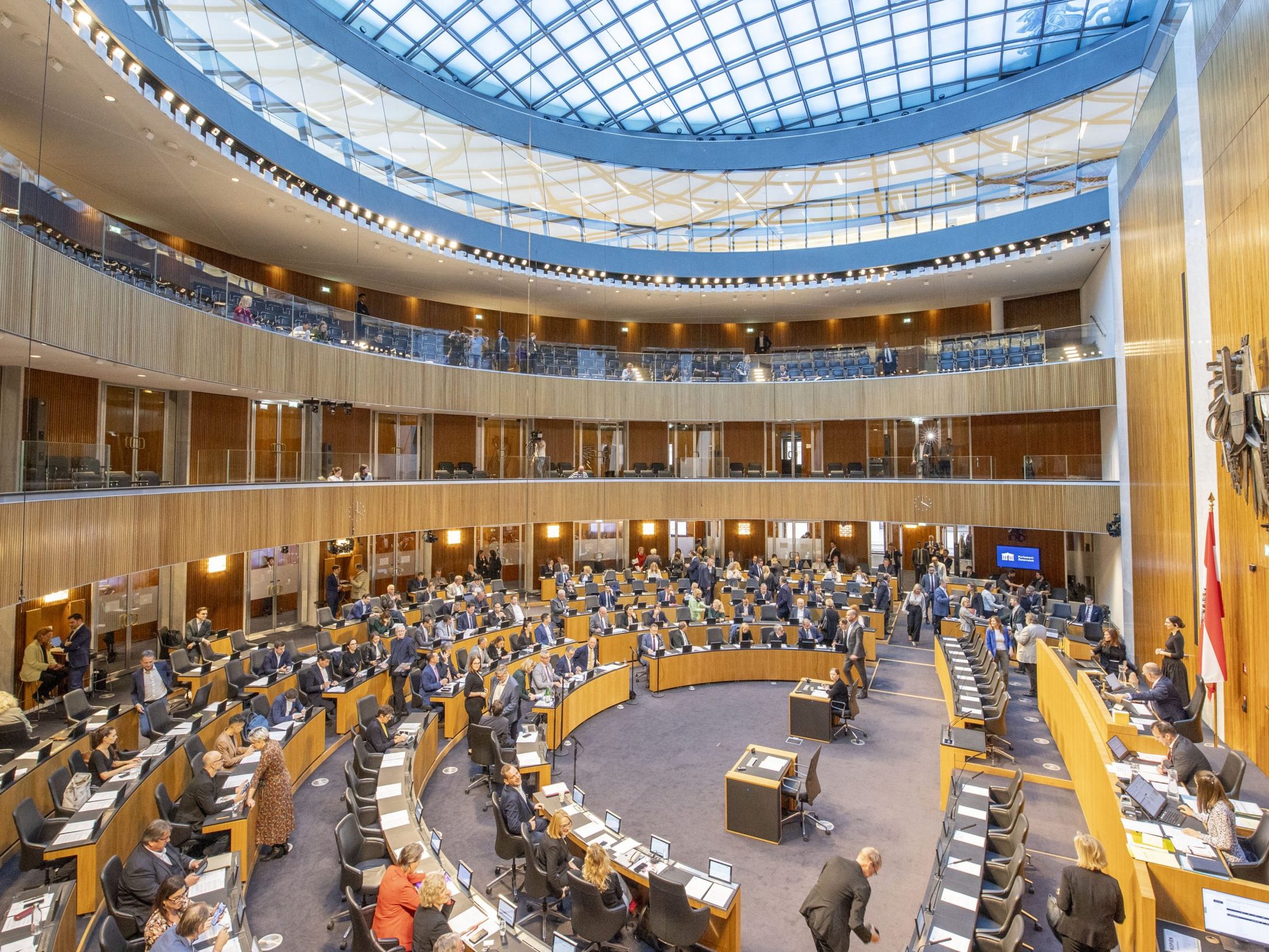 An vier Tagen wird von Dienstag bis Freitag debattiert. An vier Tagen wird von Dienstag bis Freitag debattiert.