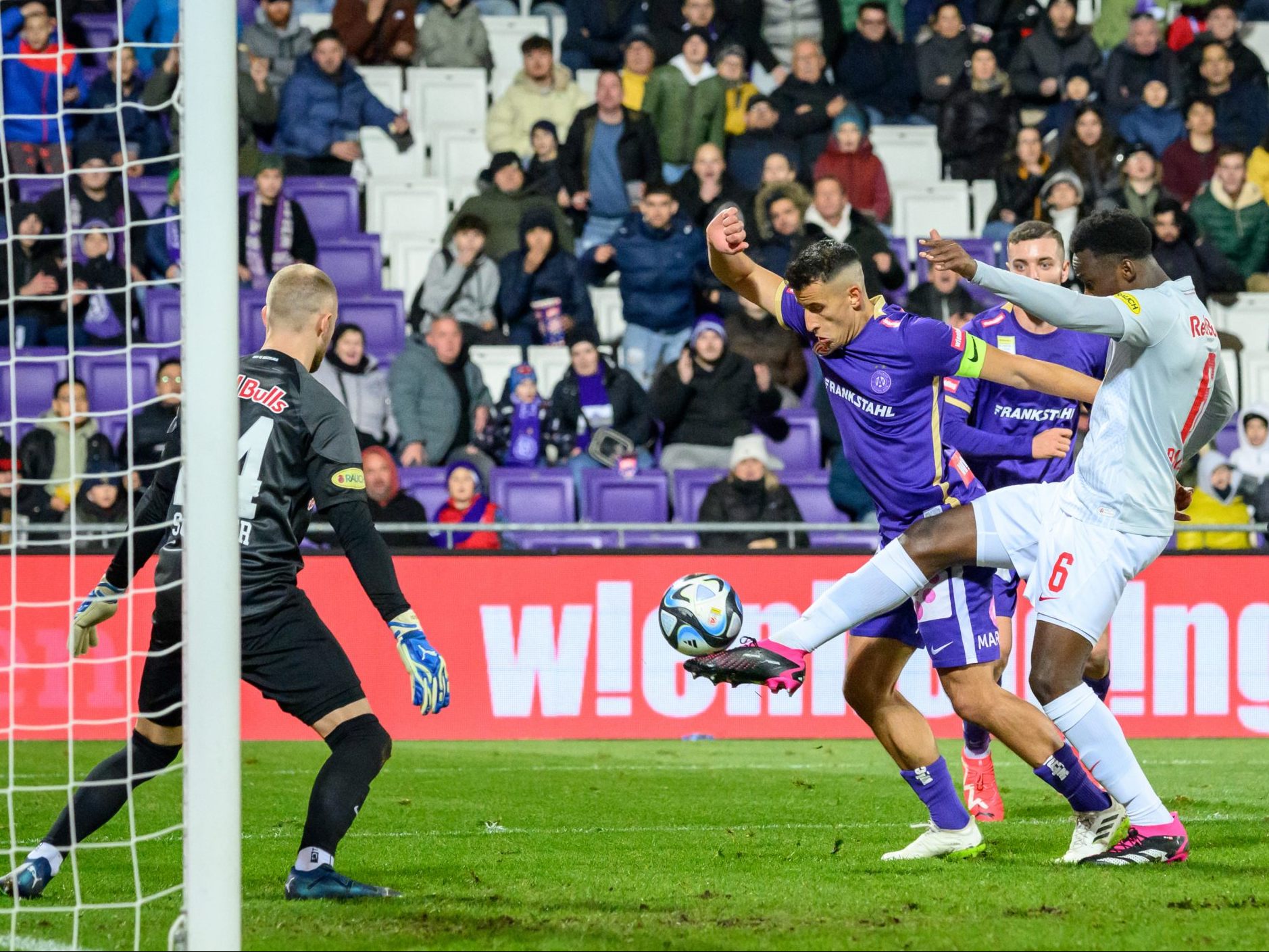 Torlos endete die Partie zwischen der Wiener Austria und Salzburg.