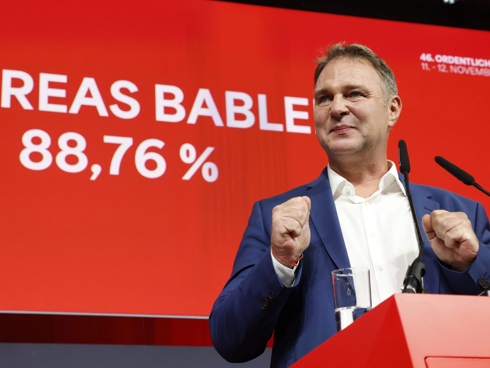 Babler wurde beim SPÖ-Parteitag wie erwartet zum Parteichef gewählt. Babler wurde beim SPÖ-Parteitag wie erwartet zum Parteichef gewählt.