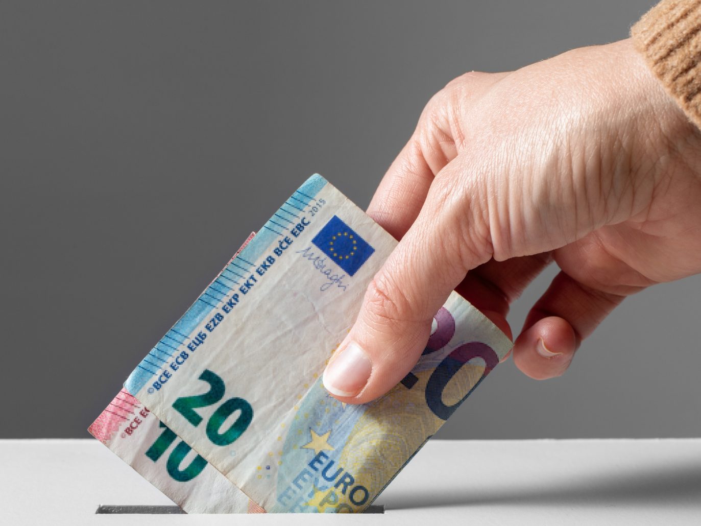 Die neue ORF-"Gala für Licht ins Dunkel" spielte 3,38 Mio. Euro ein.