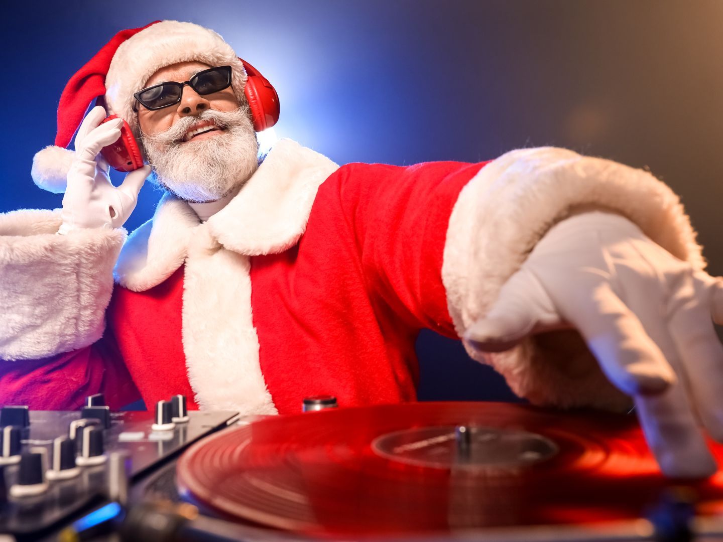 Weihnachtssongs sollte man nur in einer gewissen Dosis lauschen.