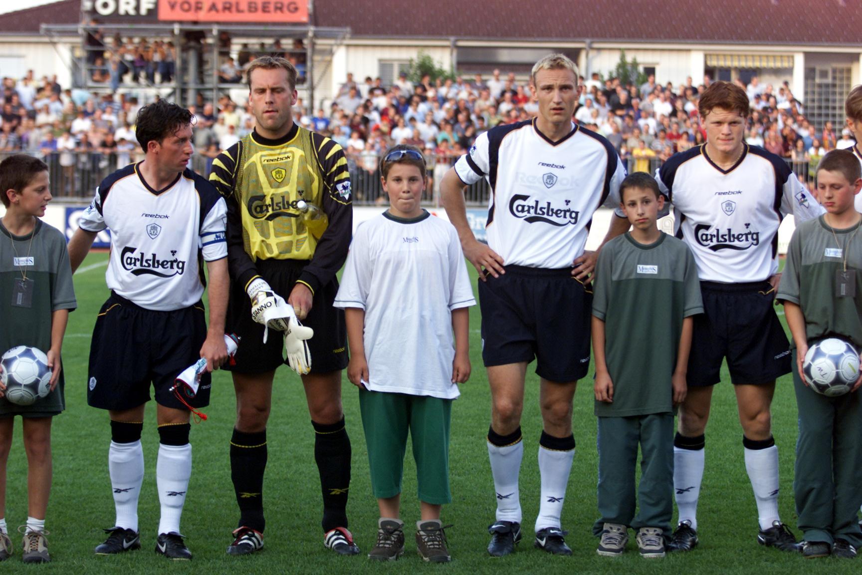 Michael Owen und Emile Heskey waren 2001 mit Liverpool im Reichshofstadion gegen Leverkusen zu Gast. Michael Owen und Emile Heskey waren 2001 mit Liverpool im Reichshofstadion gegen Leverkusen zu Gast.