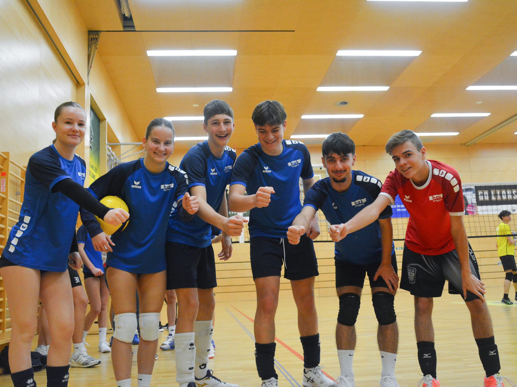 "Vamos" hieß der Schlachtruf der Schülerinnen und Schüler der HAK/HAS Bregenz bei den Schülerlandesmeisterschaften im Volleyball.