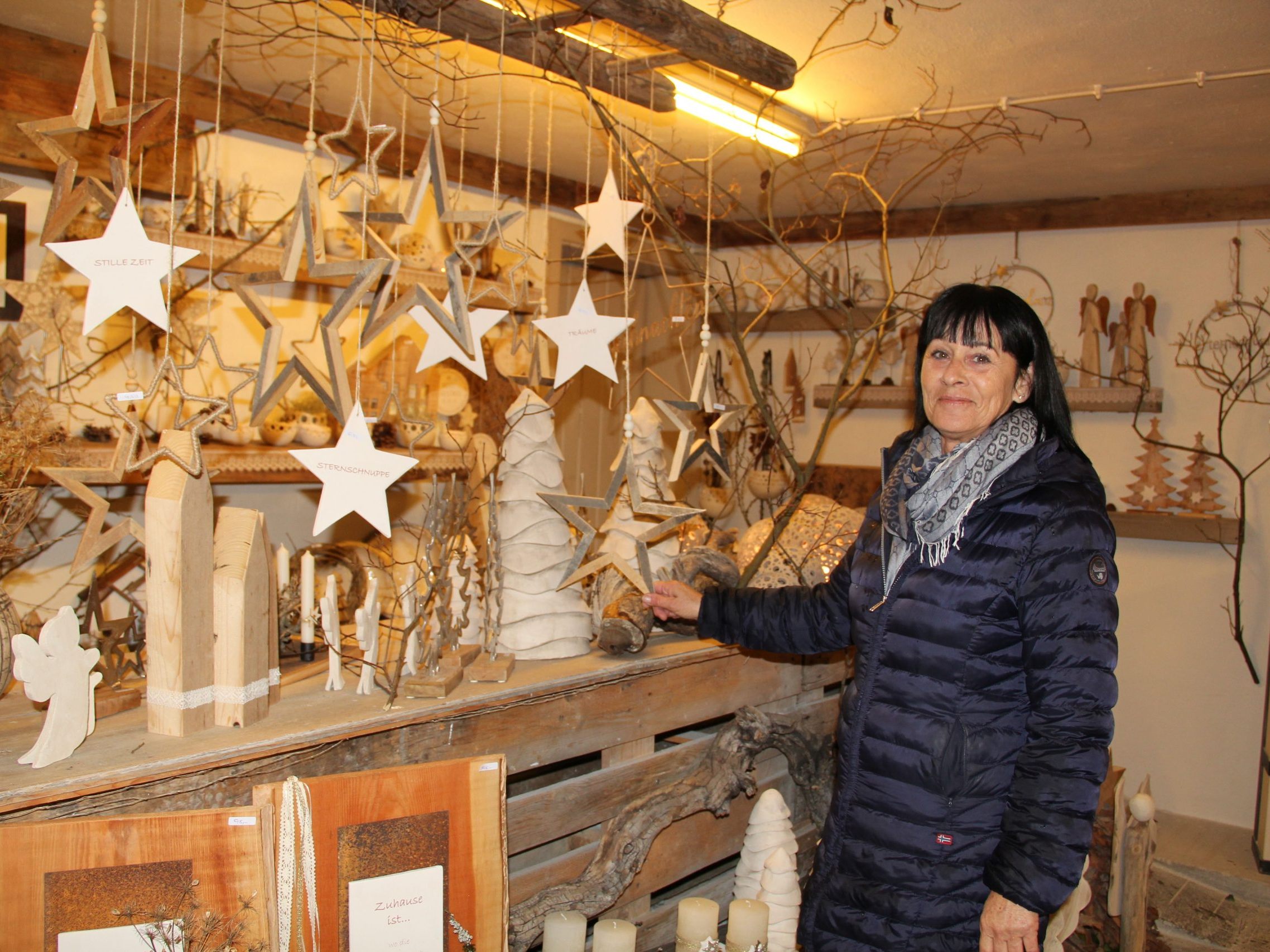 Gabi Vonderleu arbeitet bereits Monate zuvor an den diversen Ausstellungsstücken.