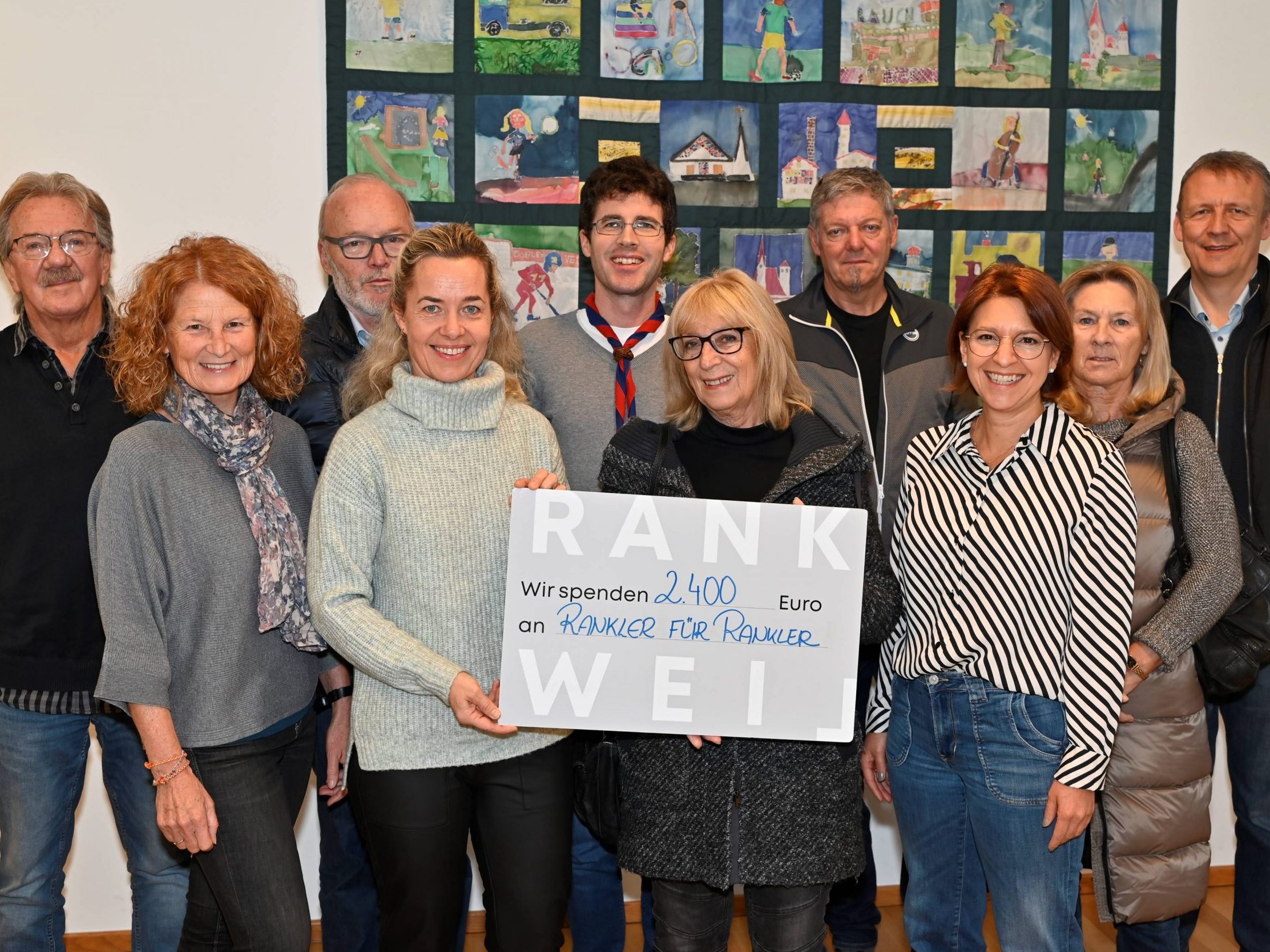 v.l.n.r.: Engelbert Steinlechner (Mohrenstammtisch), Annette Stemmer (Yogagruppe der Turnerschaft), Elmar Herburger (Mohrenstammtisch), Gemeinderätin Karin Reith vom Ausschuss Gesellschaft und Soziales, Stefan Mück von den Altpfadfindern, Hannelore Steinbichler, Klaus Senekowitsch (beide Mohrenstammtisch), Juliane Nigg-Unterthiner (Marktgemeinde Rankweil), Ruth Ammann und Martin Salzmann (Mohrenstammtisch).