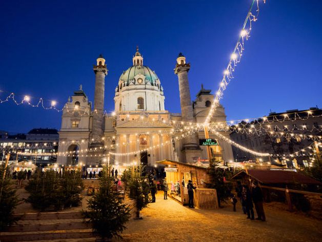 Vom 24. November bis 23. Dezember 2023 findet wieder der Bio-Adventmarkt am Wiener Karlsplatz statt.